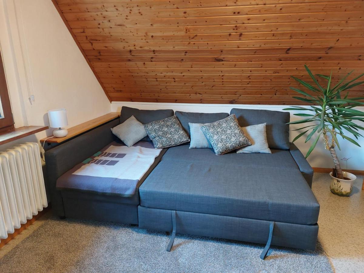 Dachgeschosswohnung Mit Burgblick In Kues Bernkastel-Kues Dış mekan fotoğraf